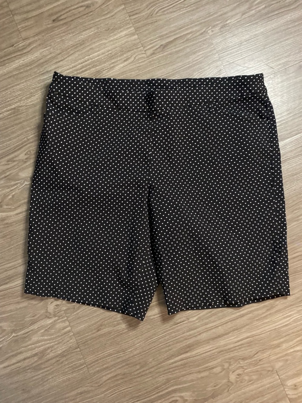 💖Time and Tru Polka Dot Shorts XXL Black White Stretch Casual Comfy